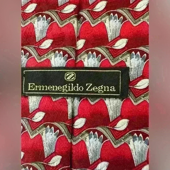 Ermenegildo Zegna 100% Silk Tie - Picture 6 of 9